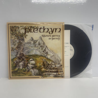 Plethyn - Rhown Garreg Ar Garreg Vinyl LP