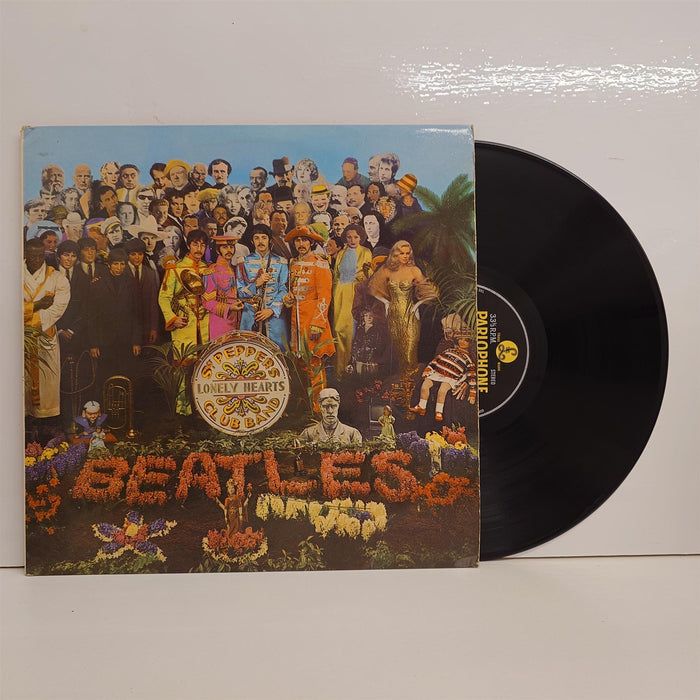 The Beatles - Sgt. Pepper's Lonely Hearts Club Band Vinyl LP