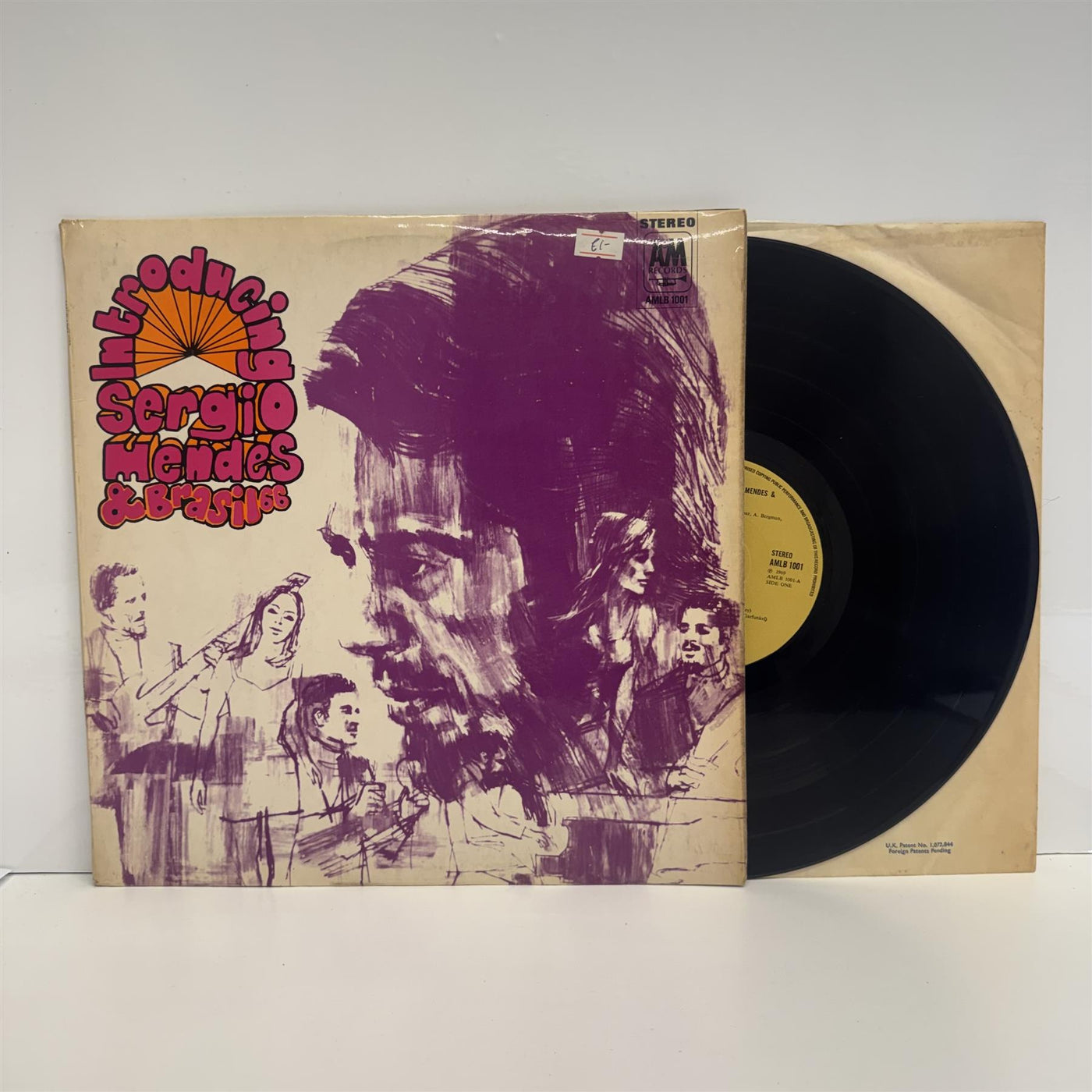Sergio Mendes & Brasil 66 - Introducing Sergio Mendes & Brasil 66 Vinyl LP