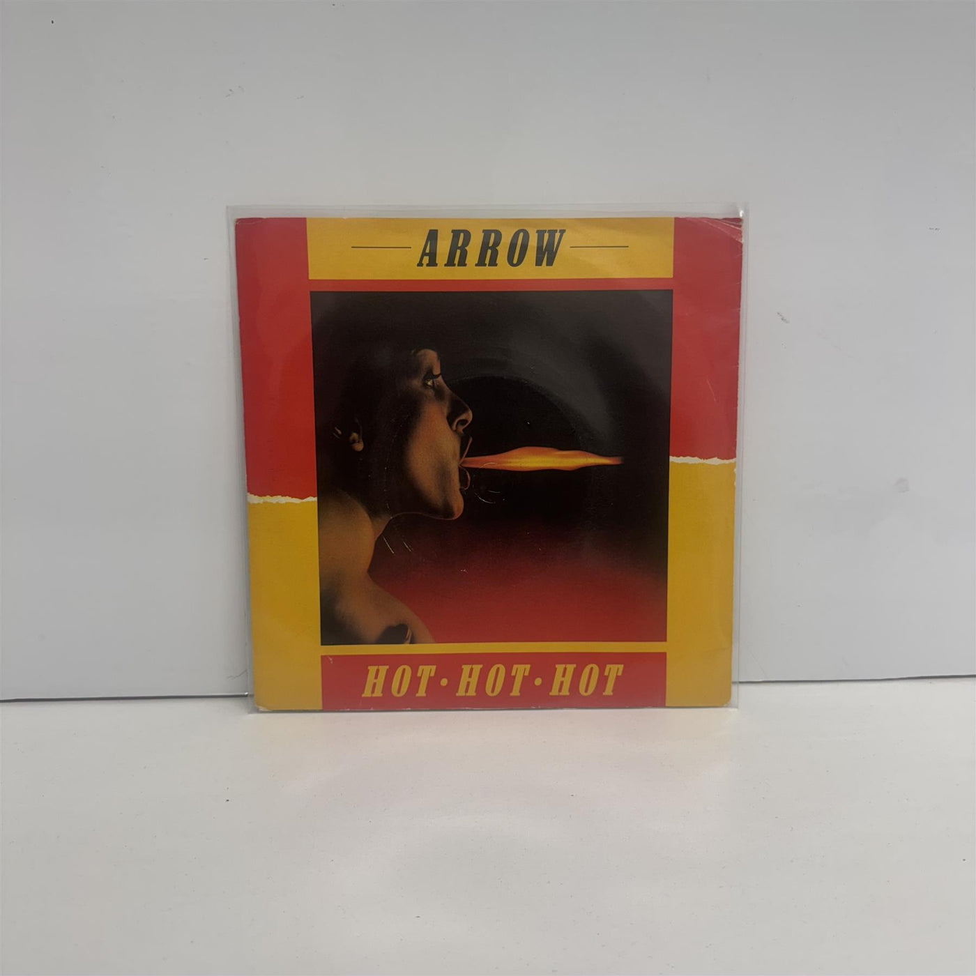 Arrow - Hot-Hot-Hot 7" Vinyl Single